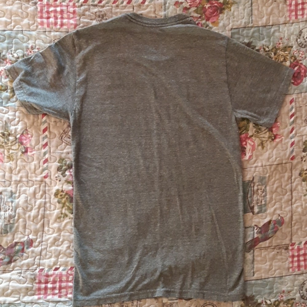 Shirt - Picture 2 of 4